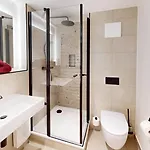 Апартаменты 07 No 8a Boardinghouse *